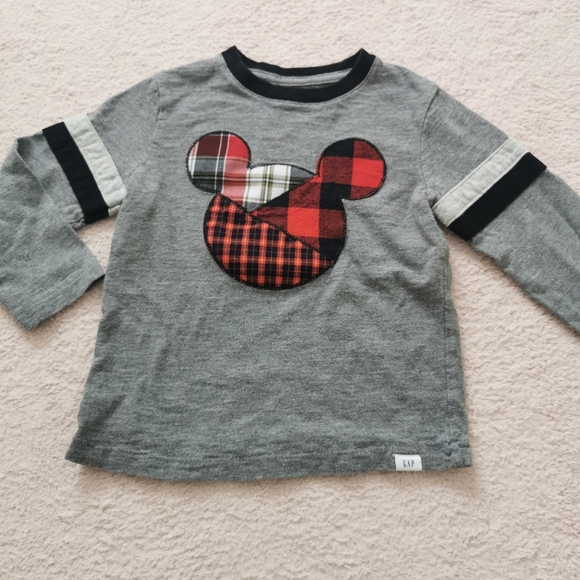 4/25 Gap baby Disney Mickey Mouse Shirt 2t - Picture 5 of 10